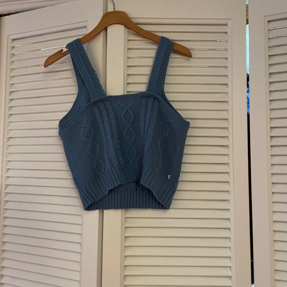 Soft, handmade top. - Picture 2 of 3